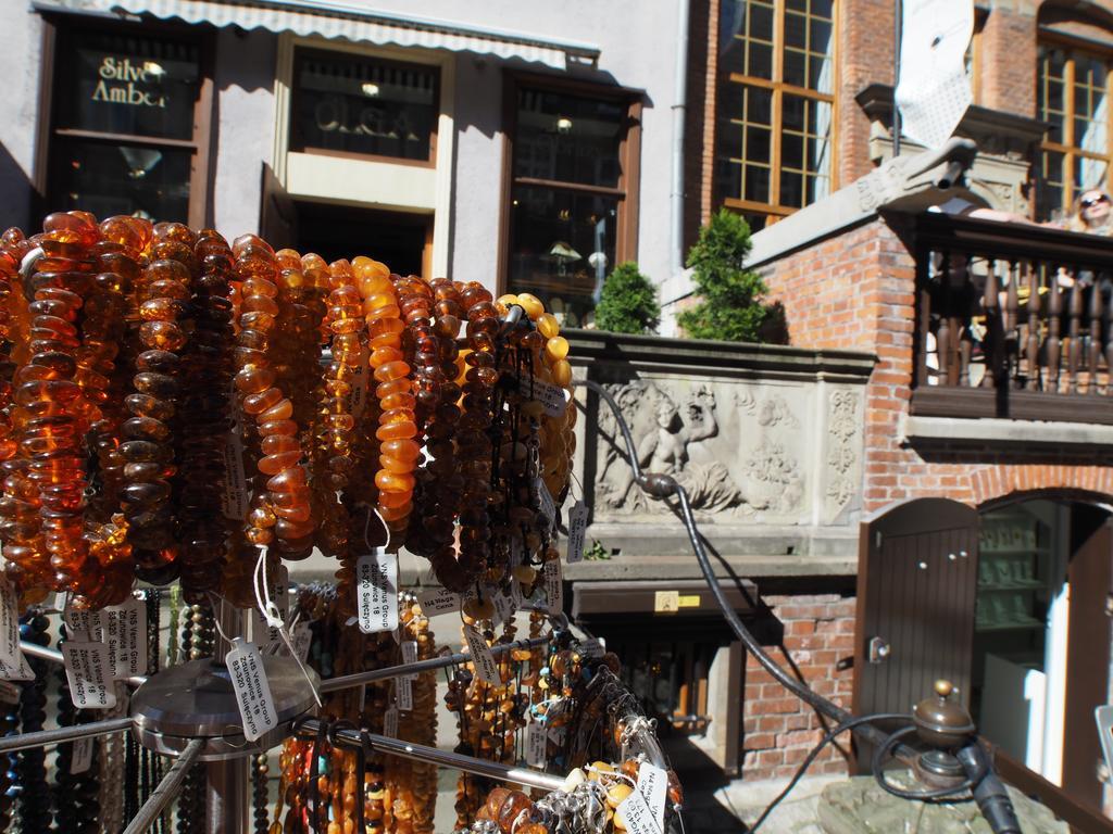 Grand-Tourist Amber Center Apartments Gdansk Bagian luar foto